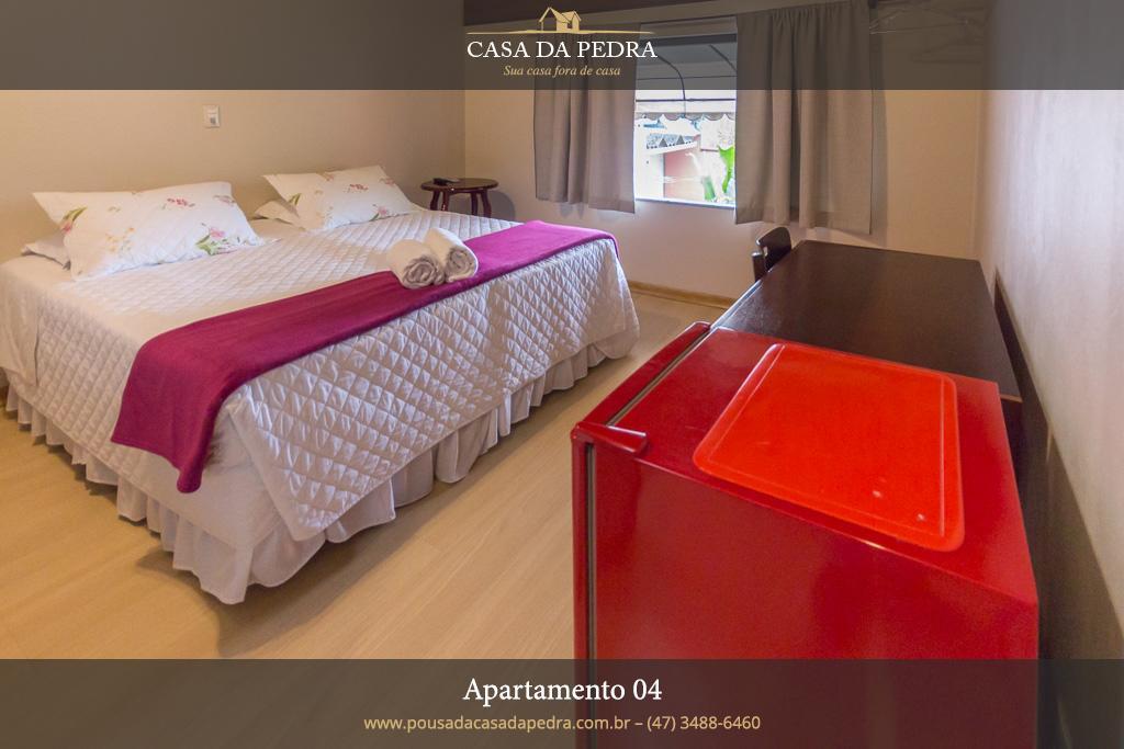 Pousada Casa Da Pedra ブルメナウ エクステリア 写真