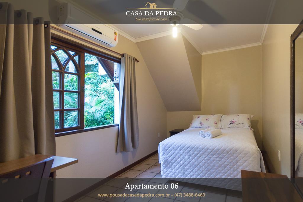 Pousada Casa Da Pedra ブルメナウ エクステリア 写真