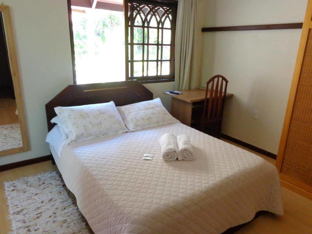 Pousada Casa Da Pedra ブルメナウ エクステリア 写真
