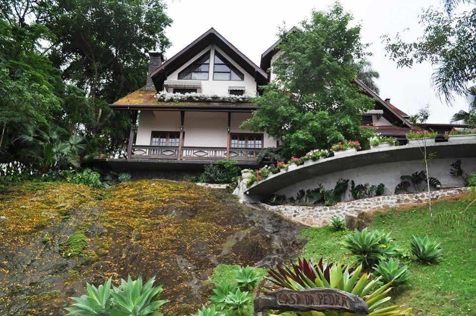 Pousada Casa Da Pedra ブルメナウ エクステリア 写真