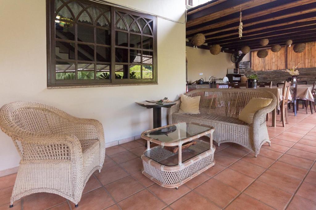 Pousada Casa Da Pedra ブルメナウ エクステリア 写真