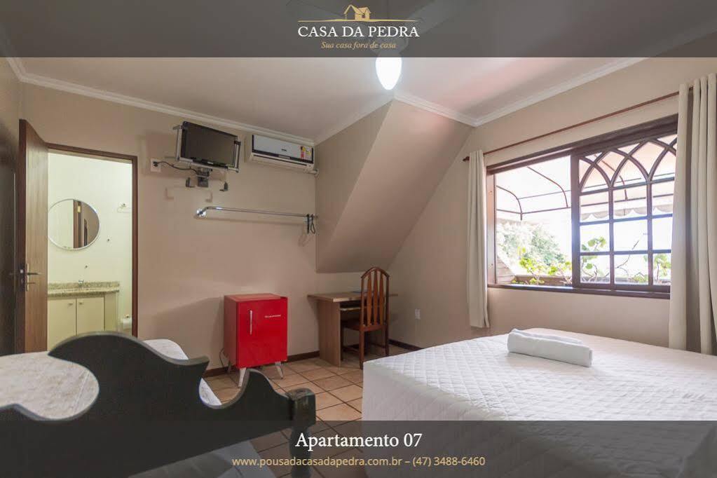 Pousada Casa Da Pedra ブルメナウ エクステリア 写真