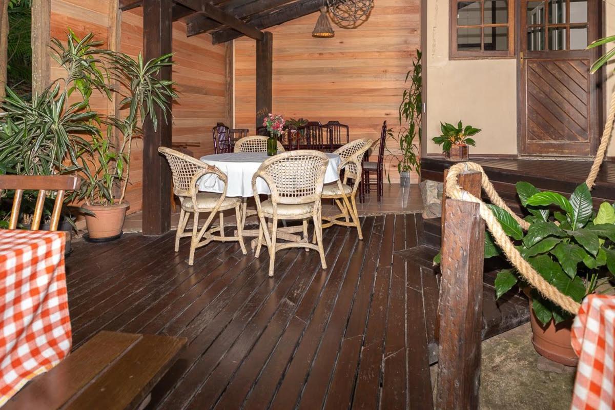 Pousada Casa Da Pedra ブルメナウ エクステリア 写真